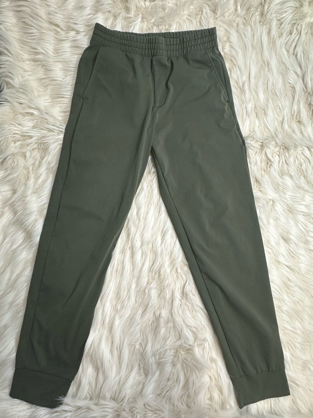 Uniqlo Men's Olive Jogger Sweatpants